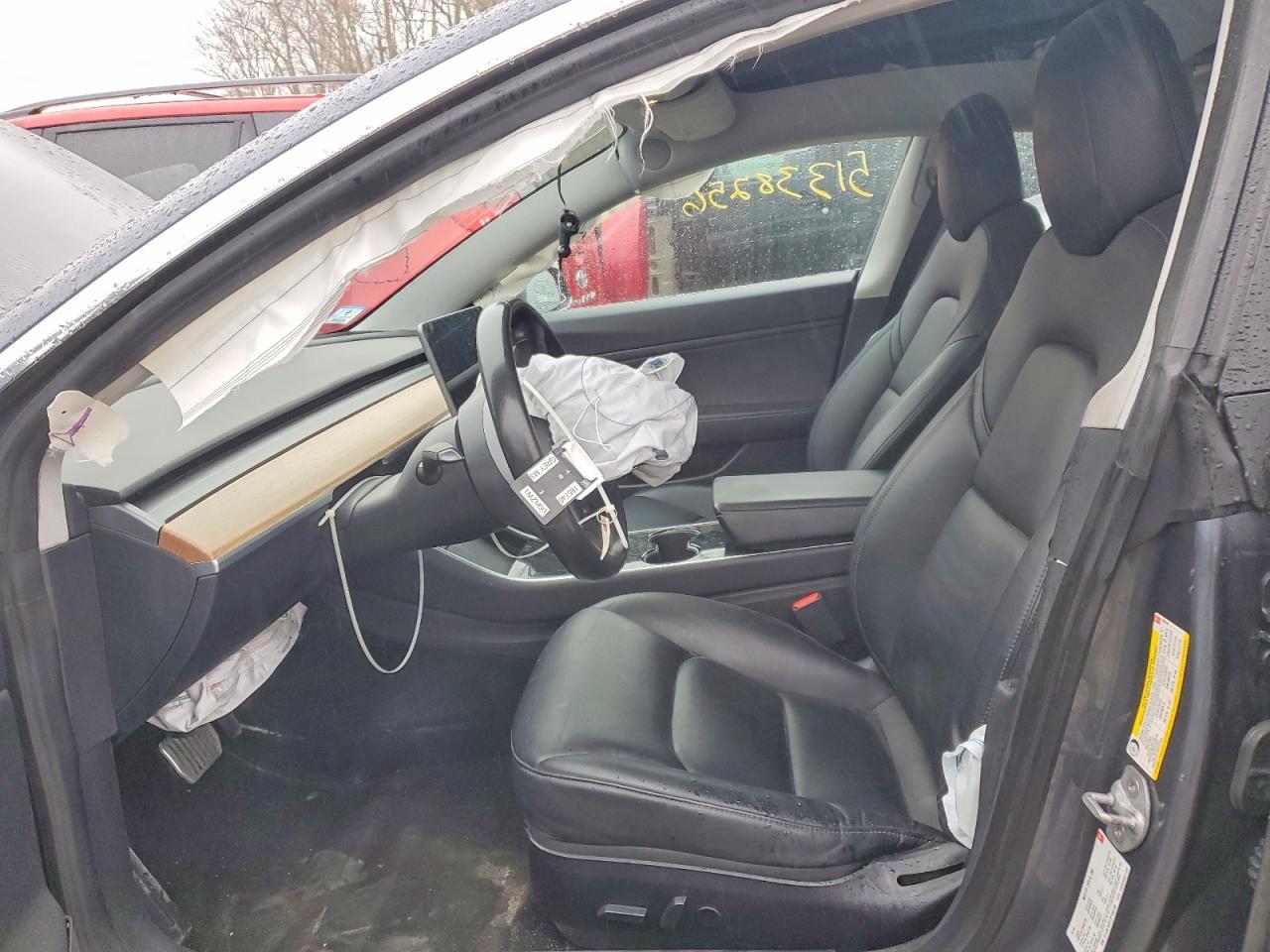 2018 Tesla Model 3 - Image 7