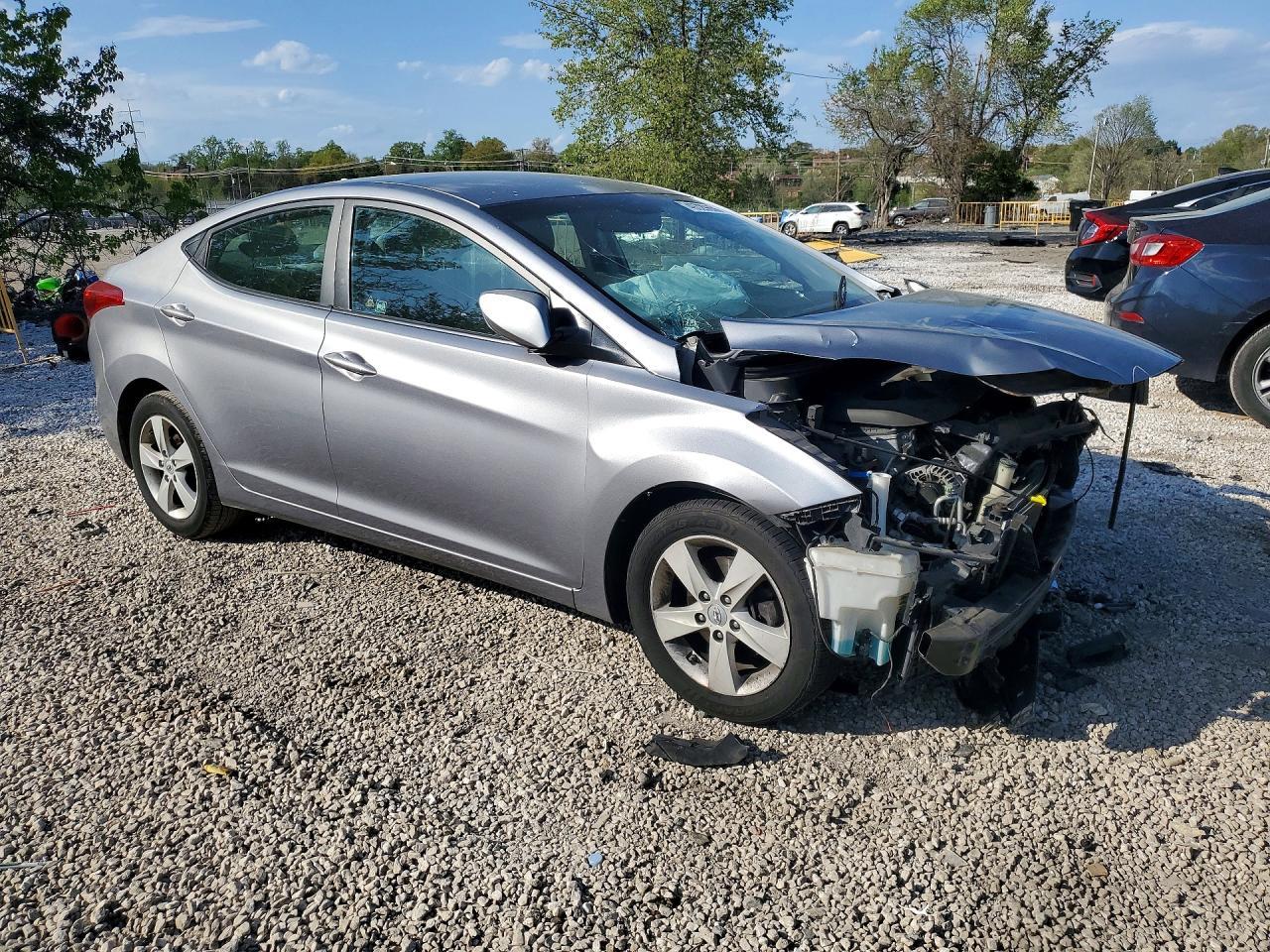 2013 Hyundai Elantra Gls - Фото 4