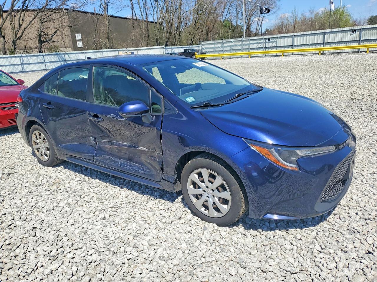 2021 Toyota Corolla Le - Image 4