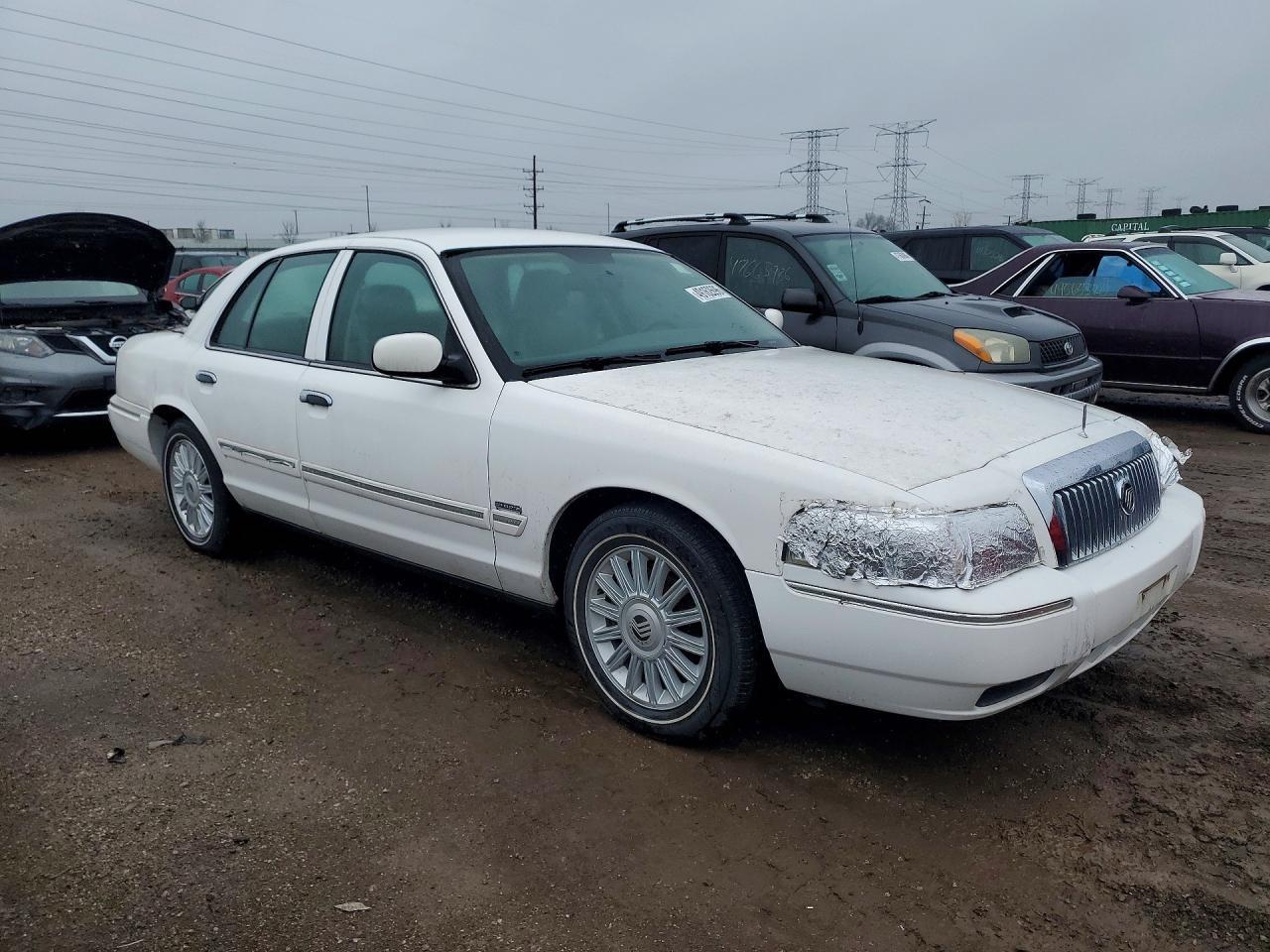 2010 Mercury Grand Marquis - Image 4
