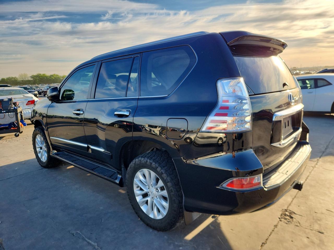 2018 Lexus Gx 460 Base - Фото 2