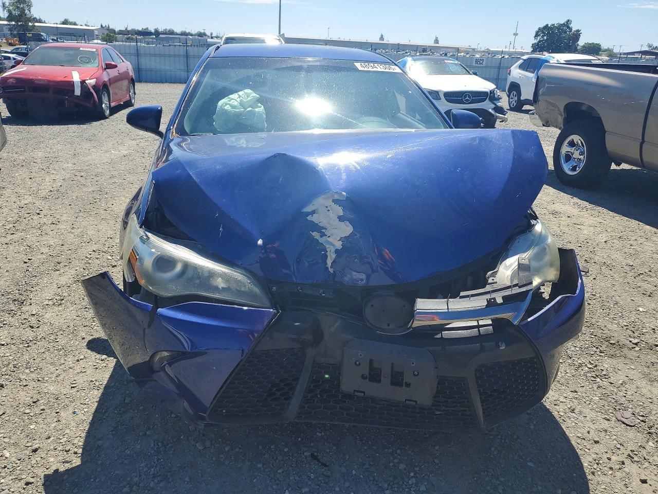 2016 Toyota Camry Hybrid Se - Image 5