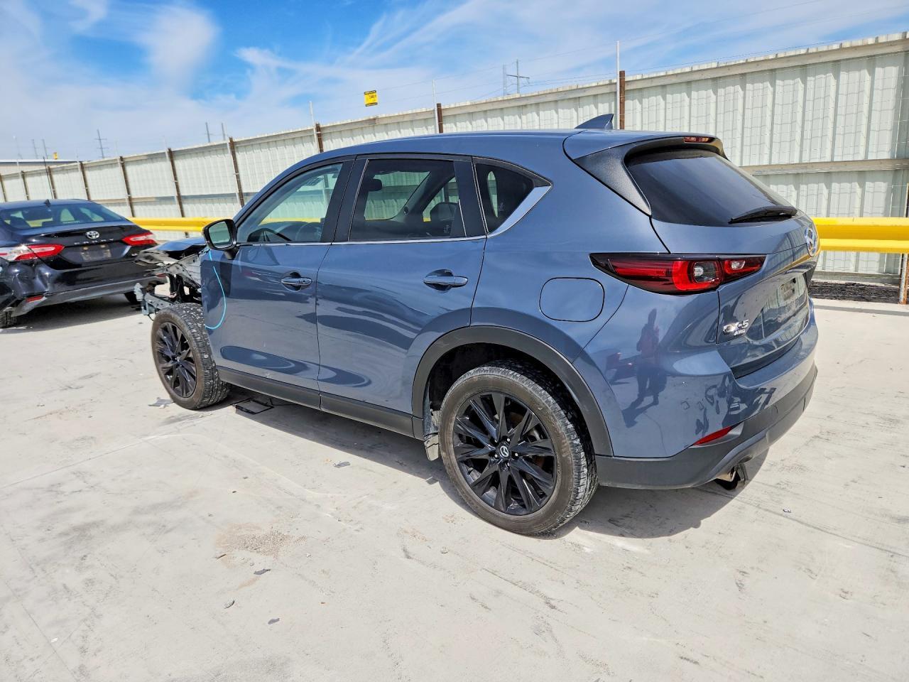 2024 Mazda Cx-5 Preferred - Фото 2