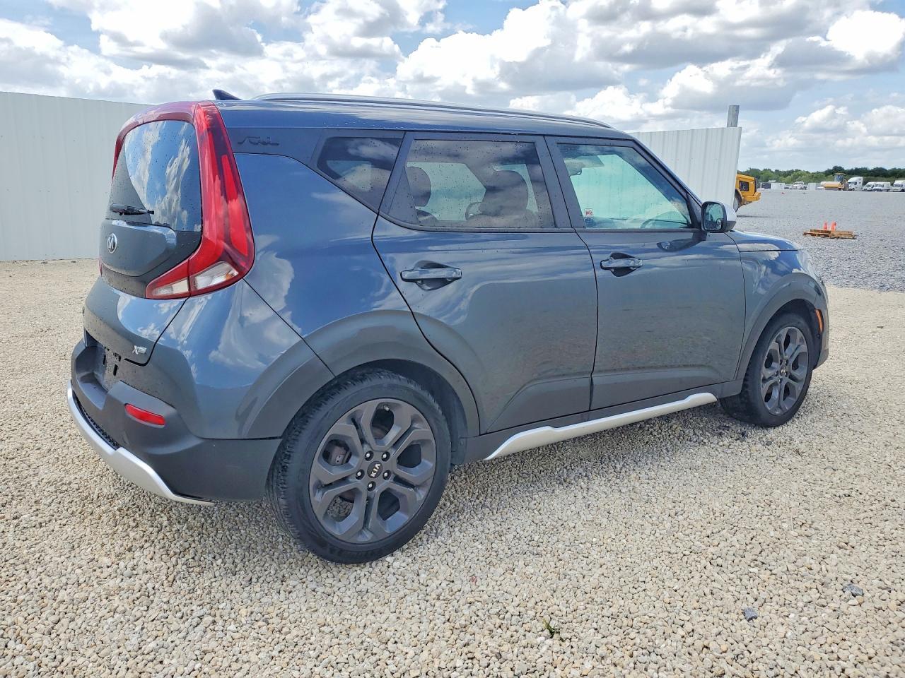 2020 Kia Soul X-Line - Image 3