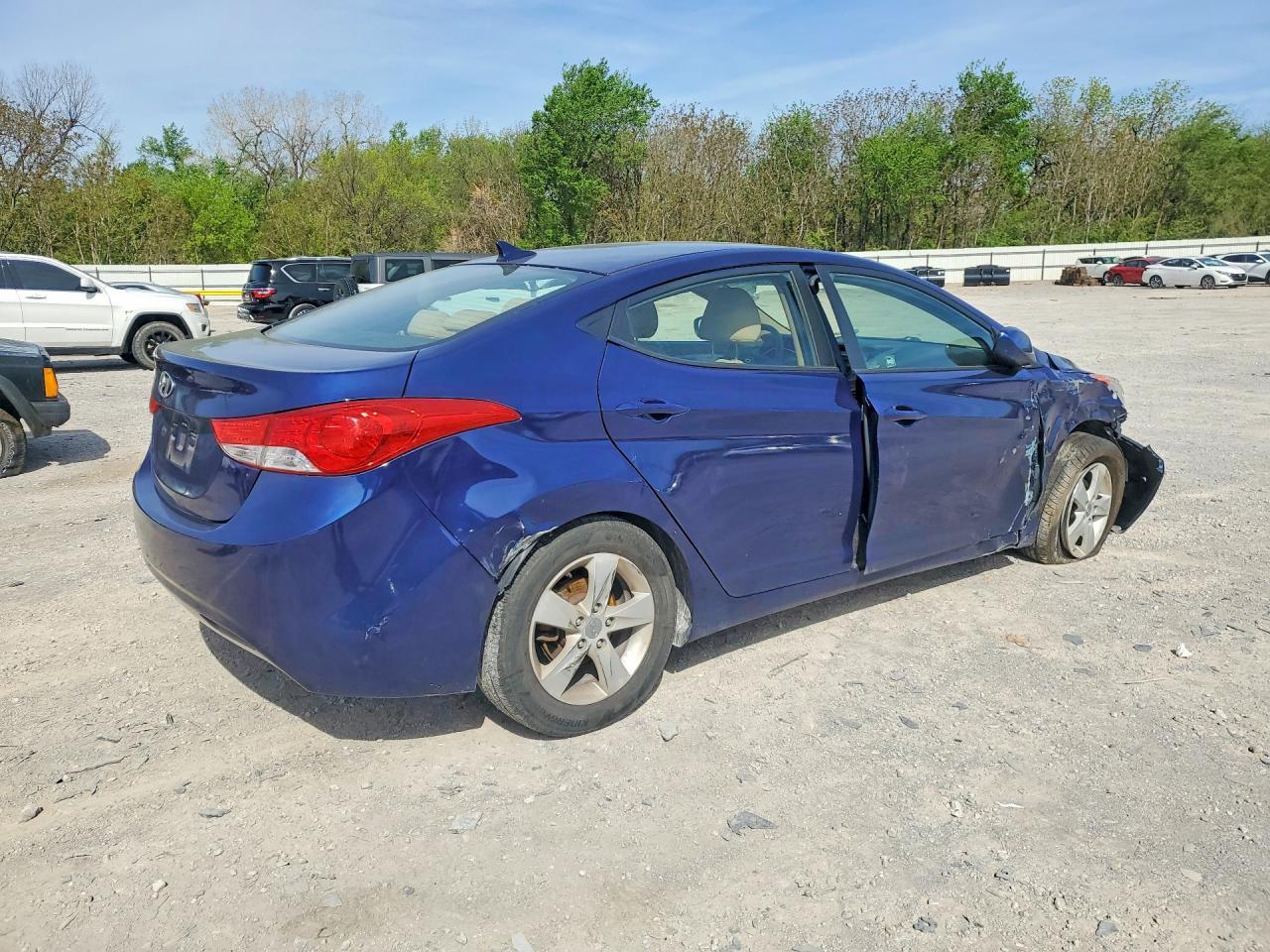 2013 Hyundai Elantra Gls - Фото 3