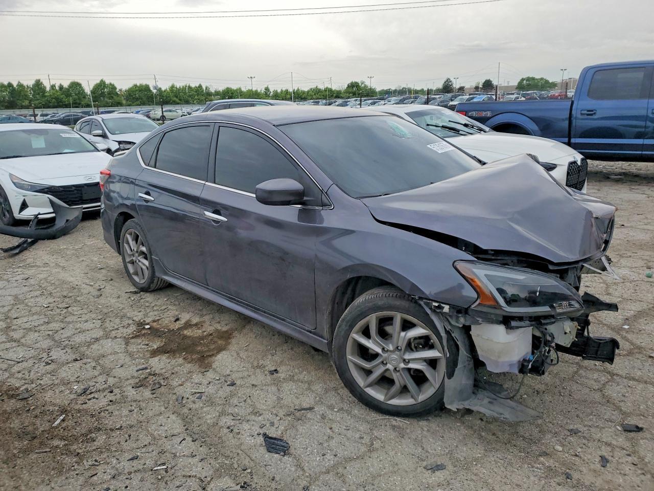 2015 Nissan Sentra - Фото 4