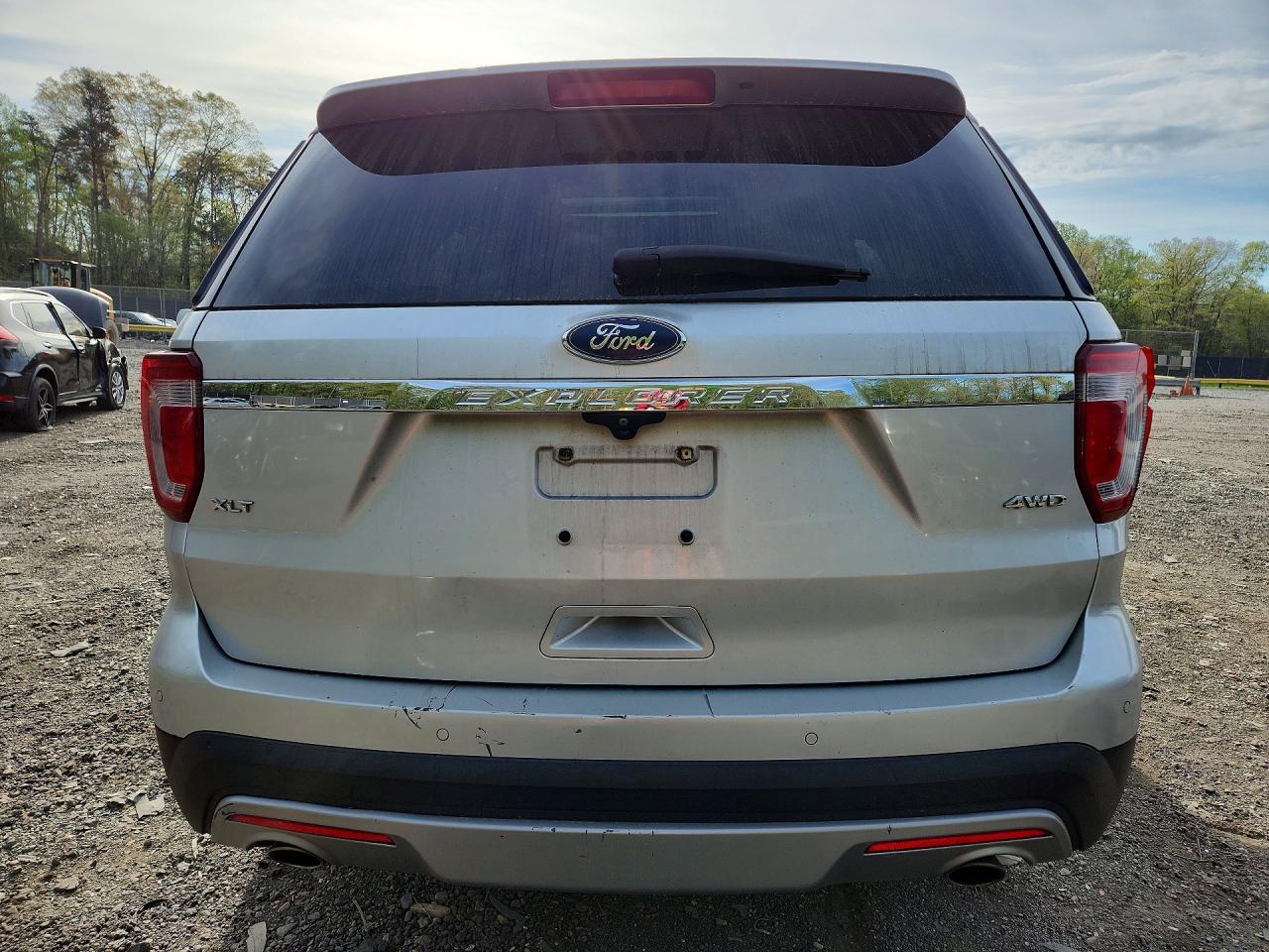 2017 Ford Explorer Xlt - Image 6
