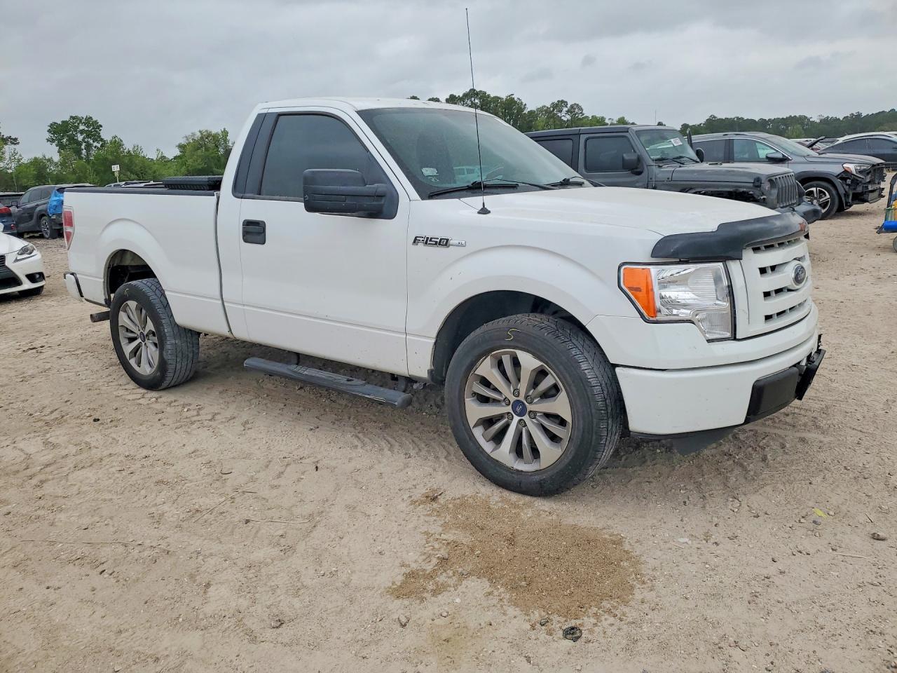 2011 Ford F150 - Фото 4