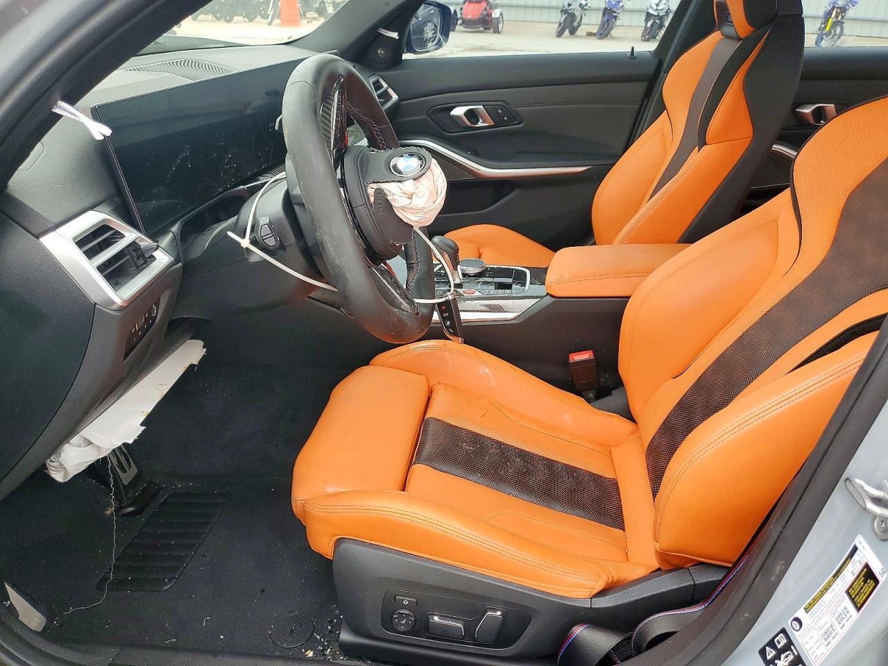 2025 BMW M3 Competition - Фото 7