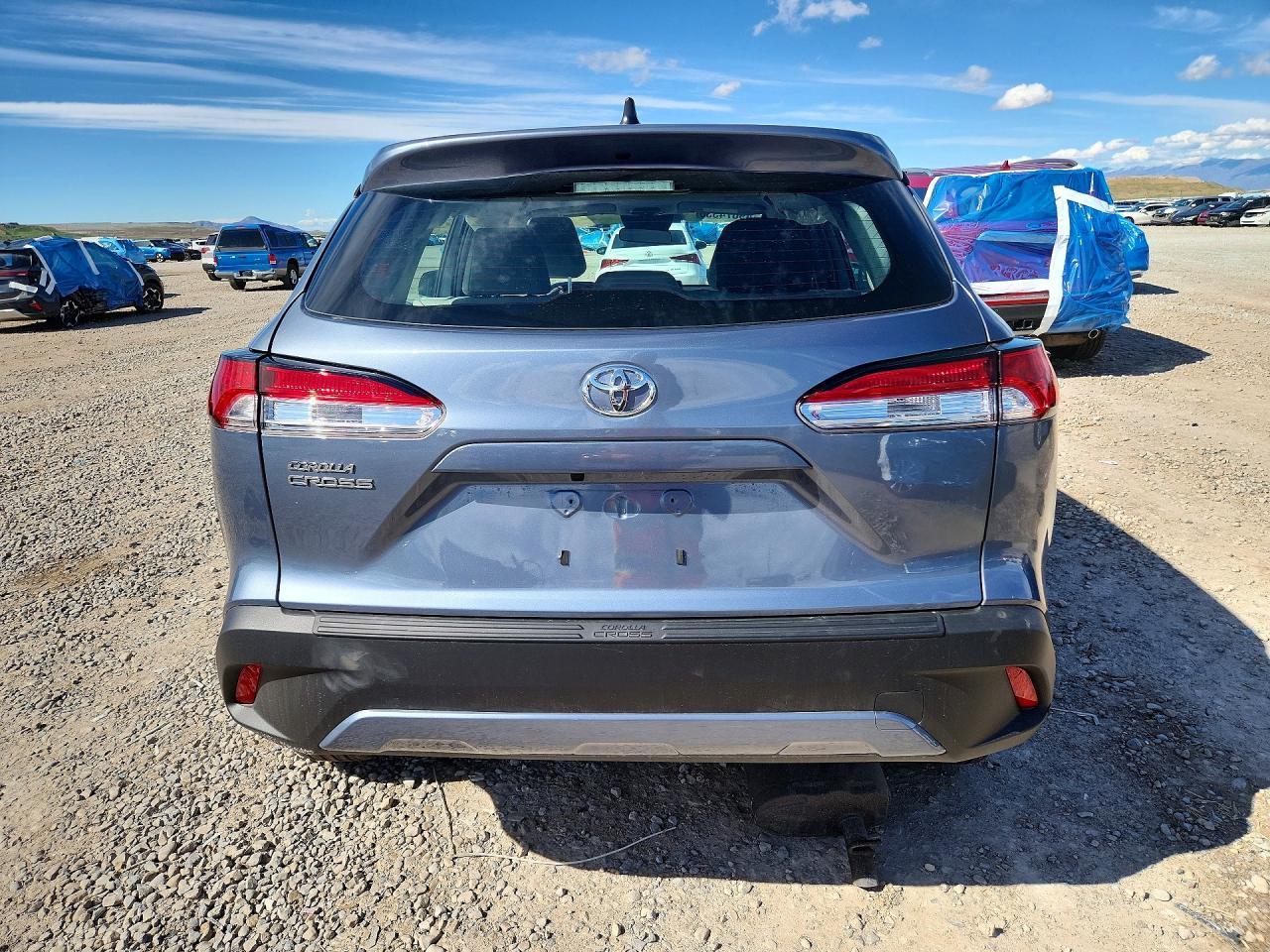 2025 Toyota Corolla Cross L - Фото 6