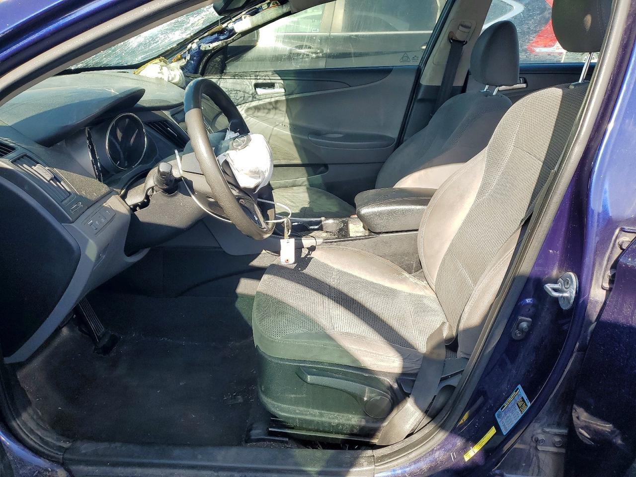 2013 Hyundai Sonata Gls - Image 7