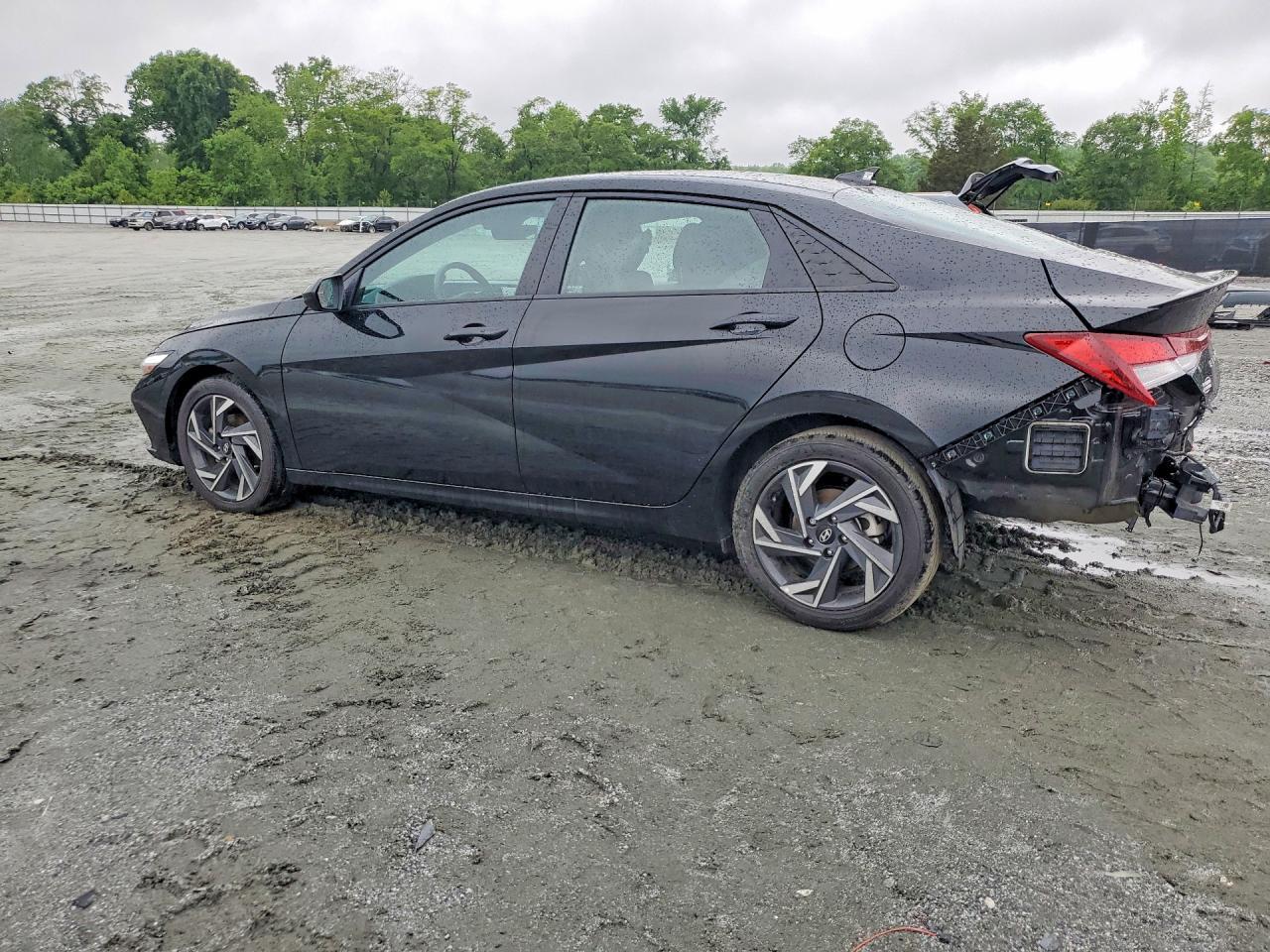 2025 Hyundai Elantra Sel Sport - Фото 2