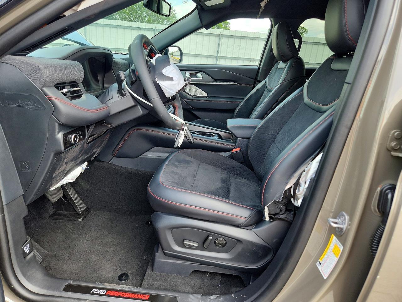 2026 Ford Explorer St - Фото 7