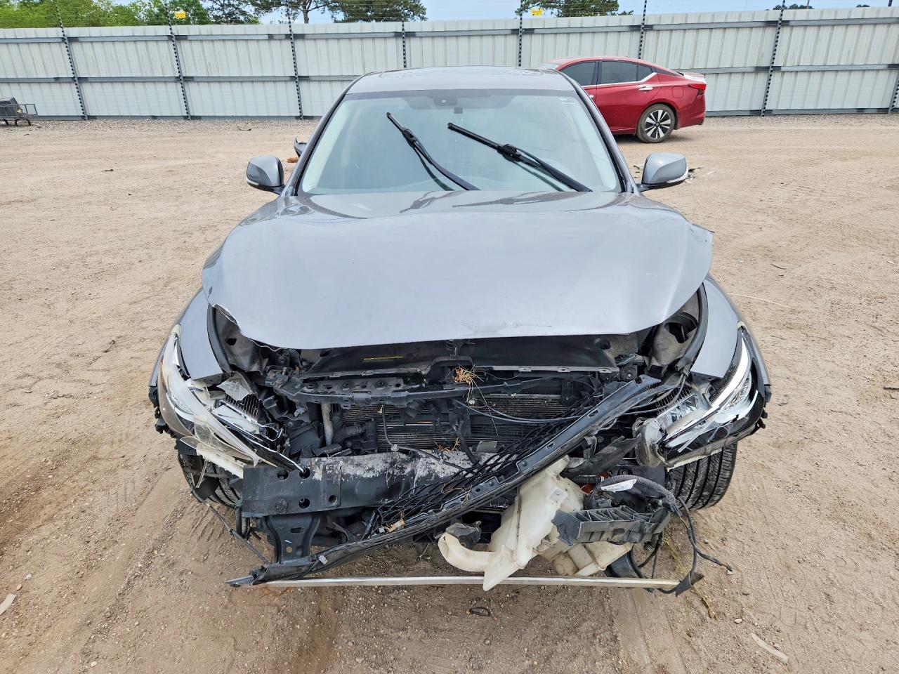 2018 Infiniti Q50 3.0T Luxe - Image 5