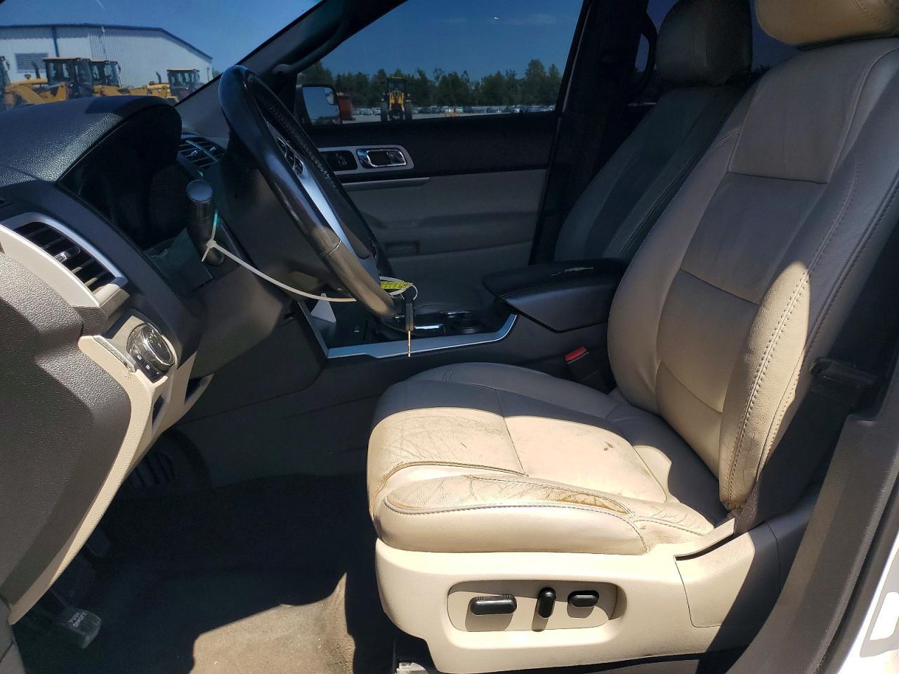2012 Ford Explorer Xlt - Image 7
