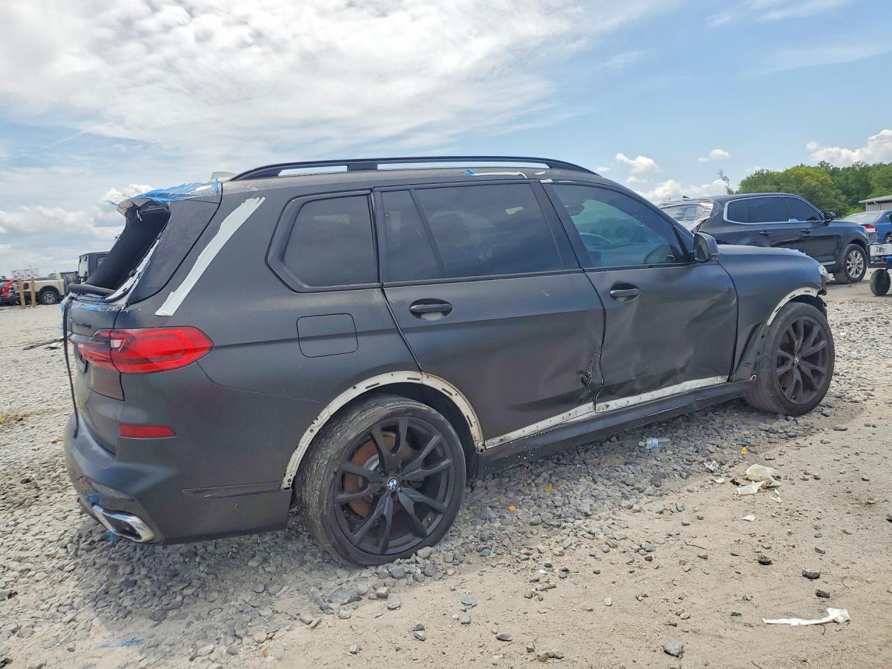 2019 BMW X7 xDrive40I - Фото 3