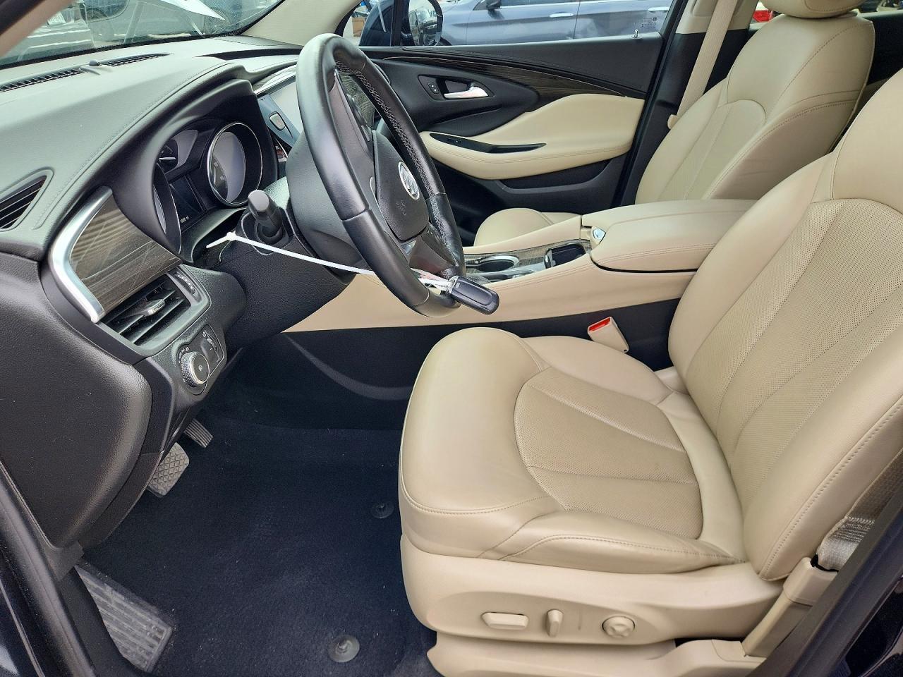 2020 Buick Envision Essence - Image 7