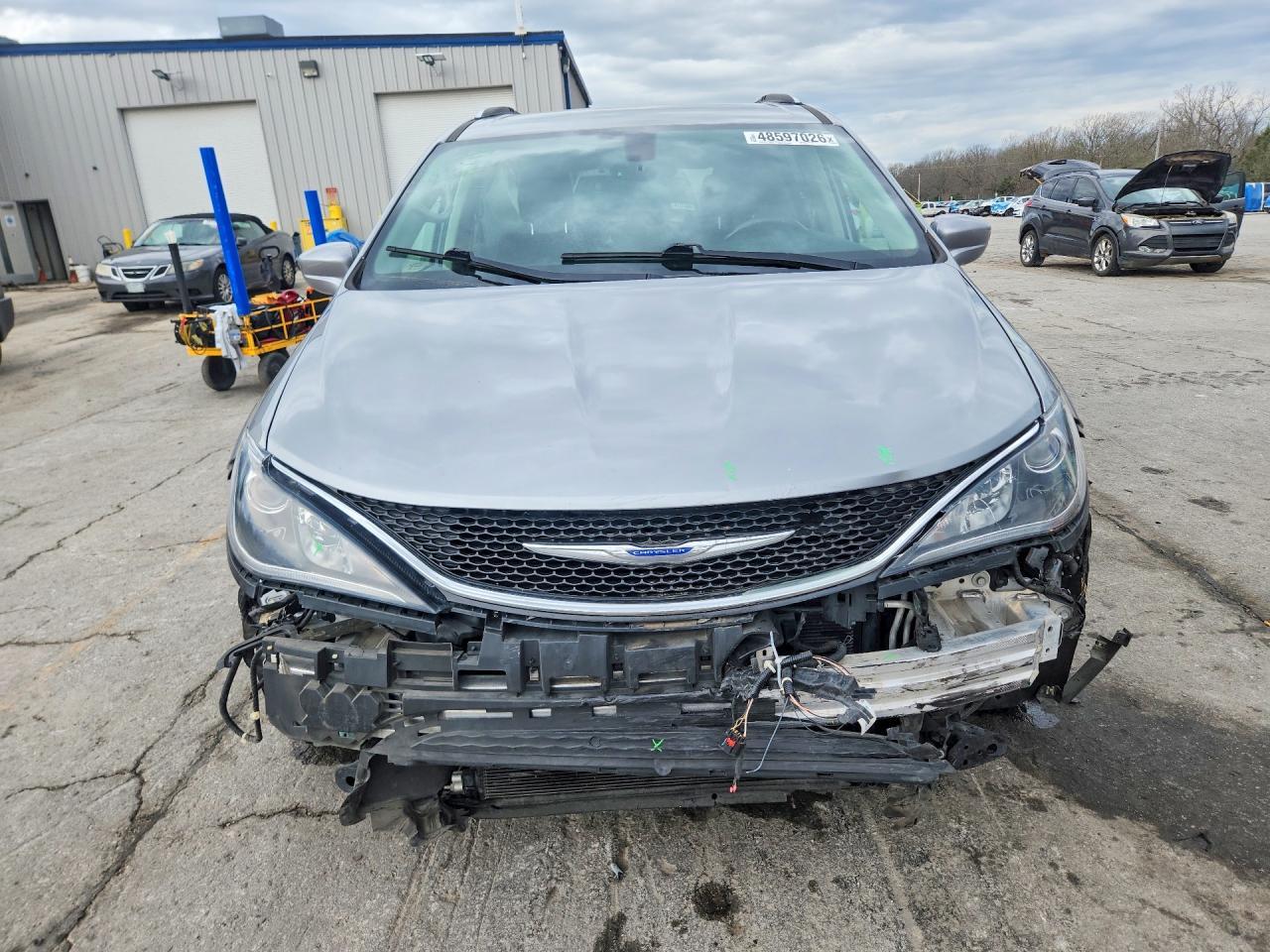 2018 Chrysler Pacifica Touring L Plus - Image 5