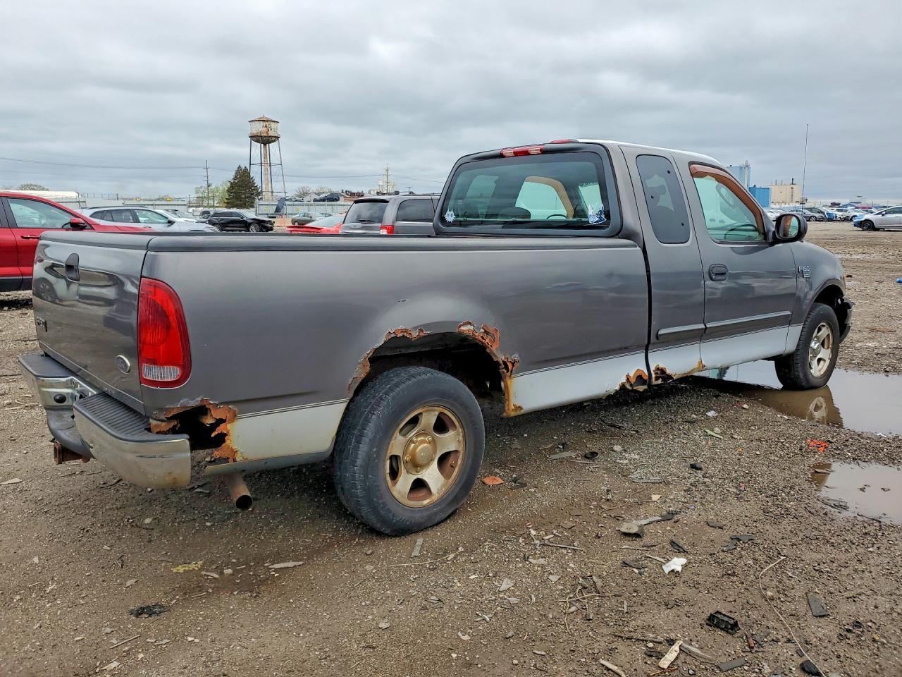 2004 Ford F-150 Heritage Classic - Фото 3