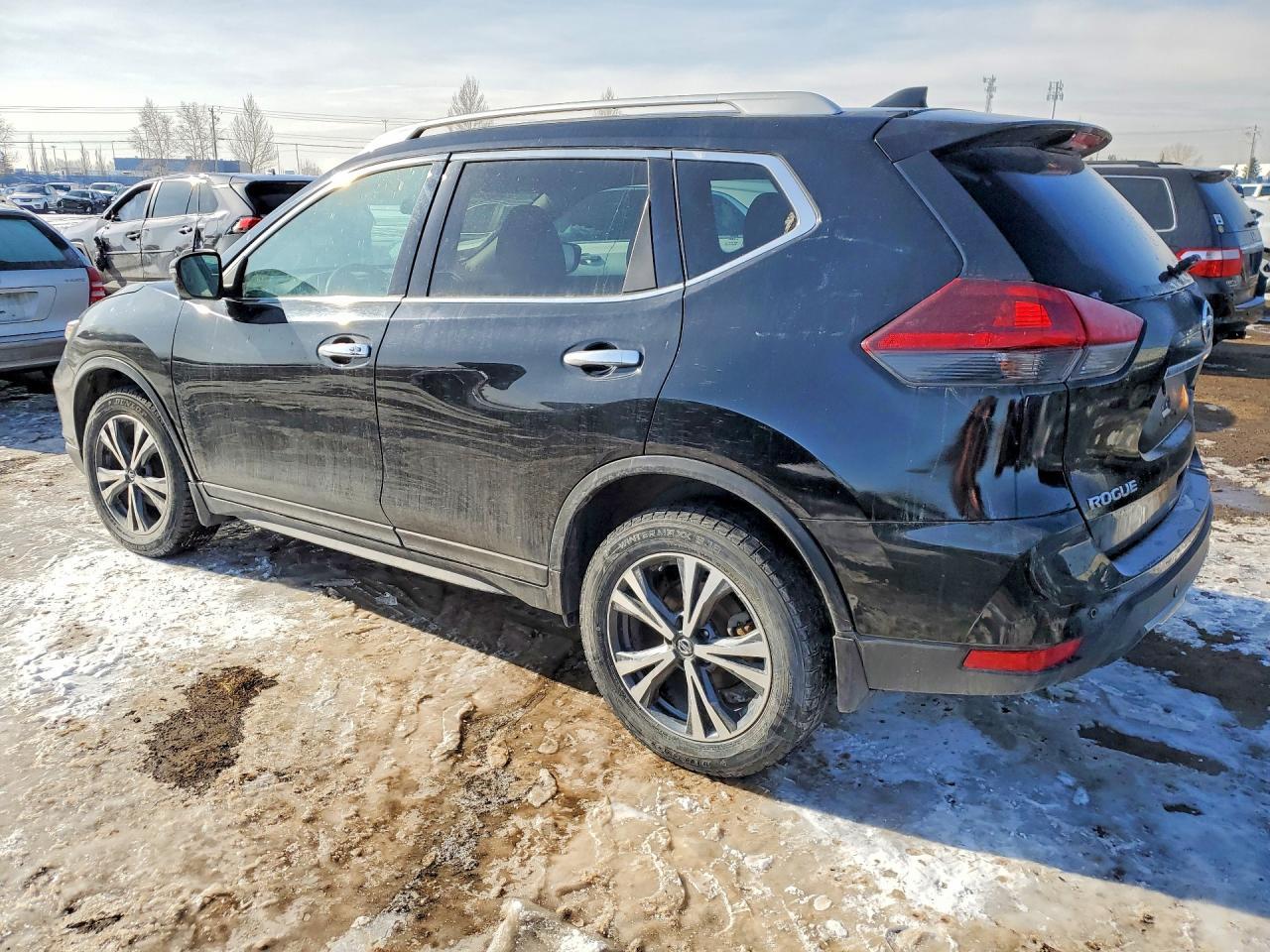 2019 Nissan Rogue S - Фото 2