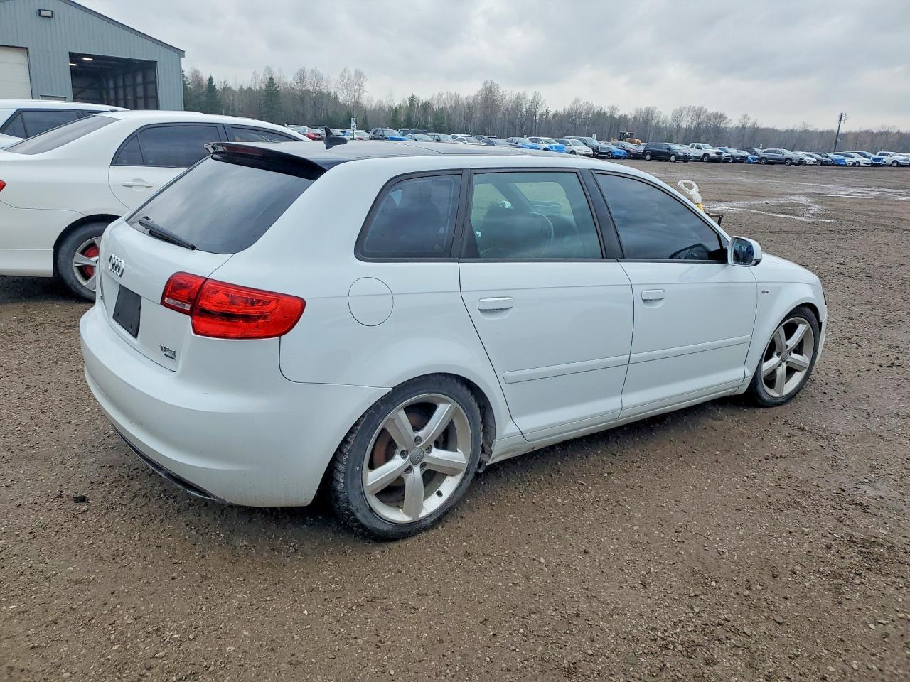 2013 Audi A3 Premium - Фото 3