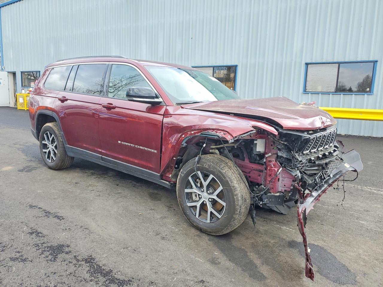 2025 Jeep Grand Cherokee L Limited - Image 4