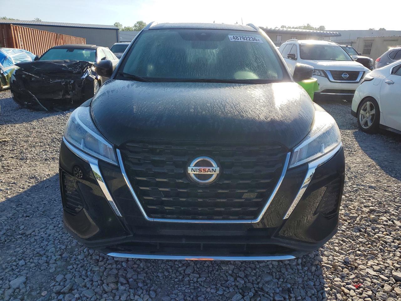 2021 Nissan Kicks Sv - Image 5