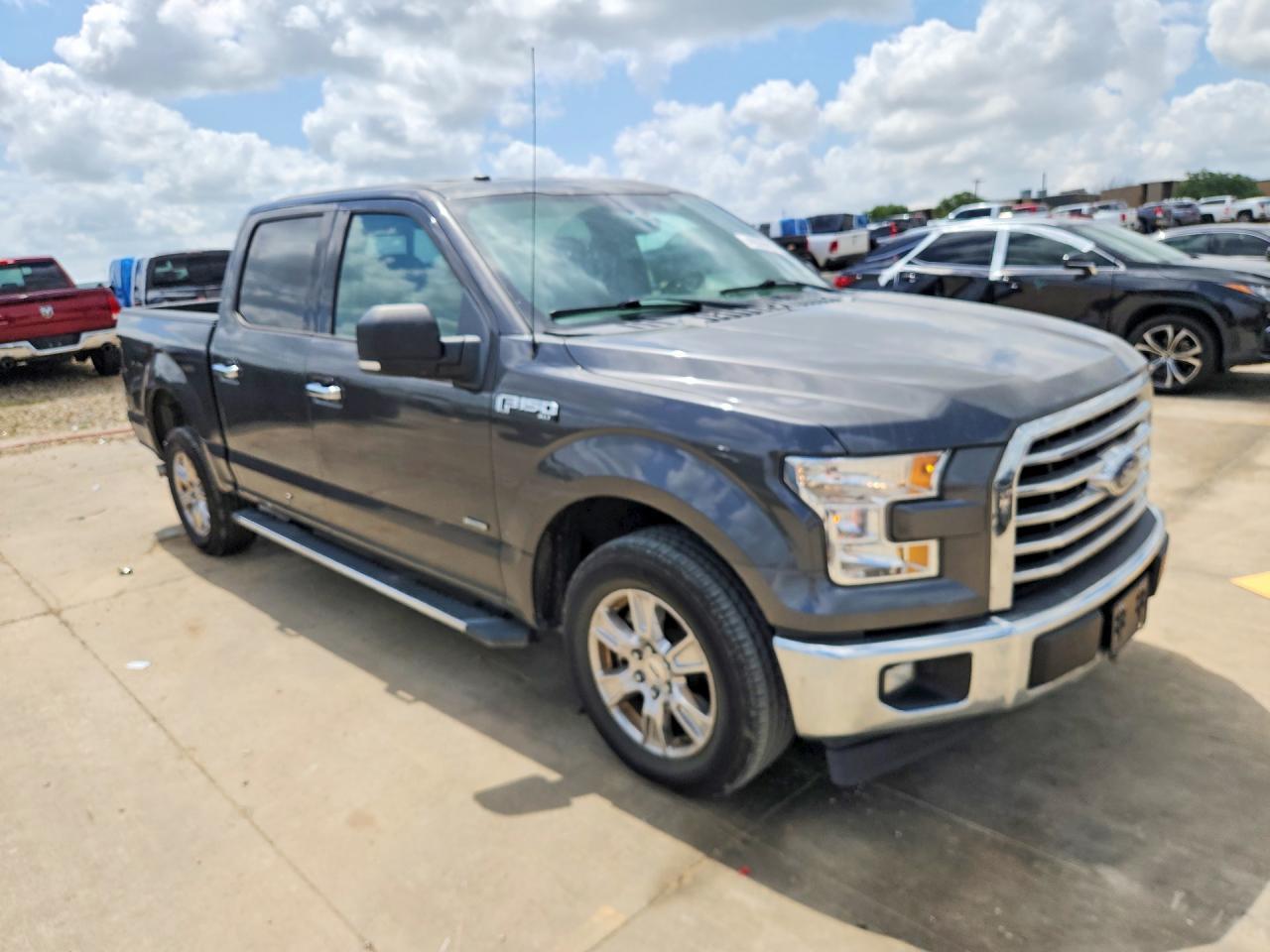 2017 Ford F150 Supercrew - Image 4