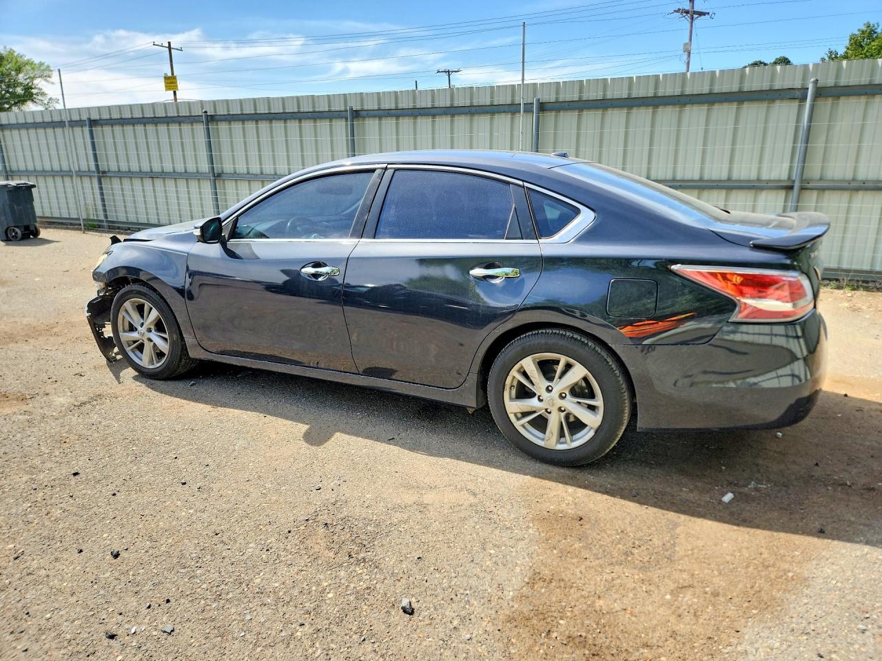 2014 Nissan Altima 2.5 Sl - Image 2