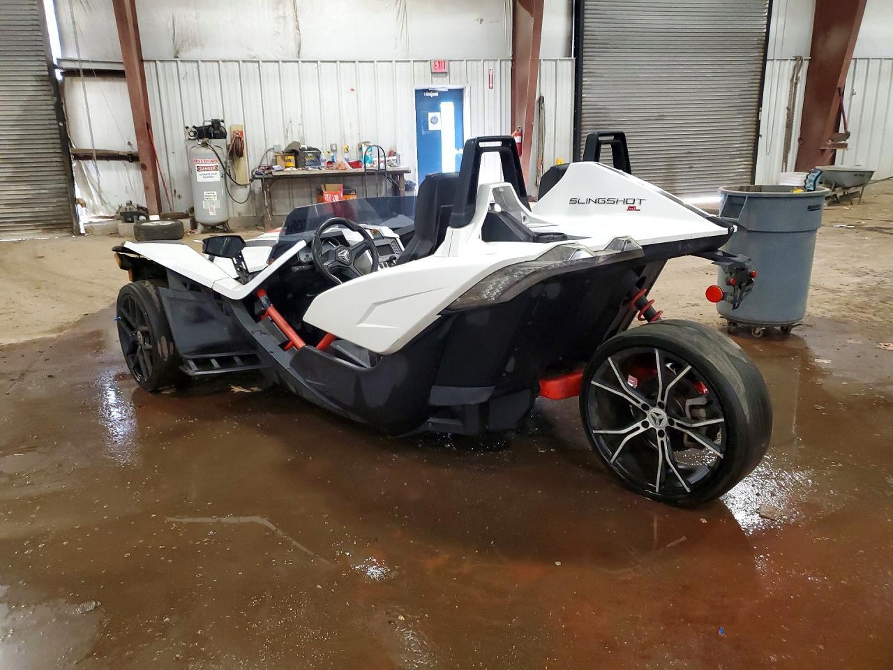2016 Polaris Slingshot Sl - Image 2