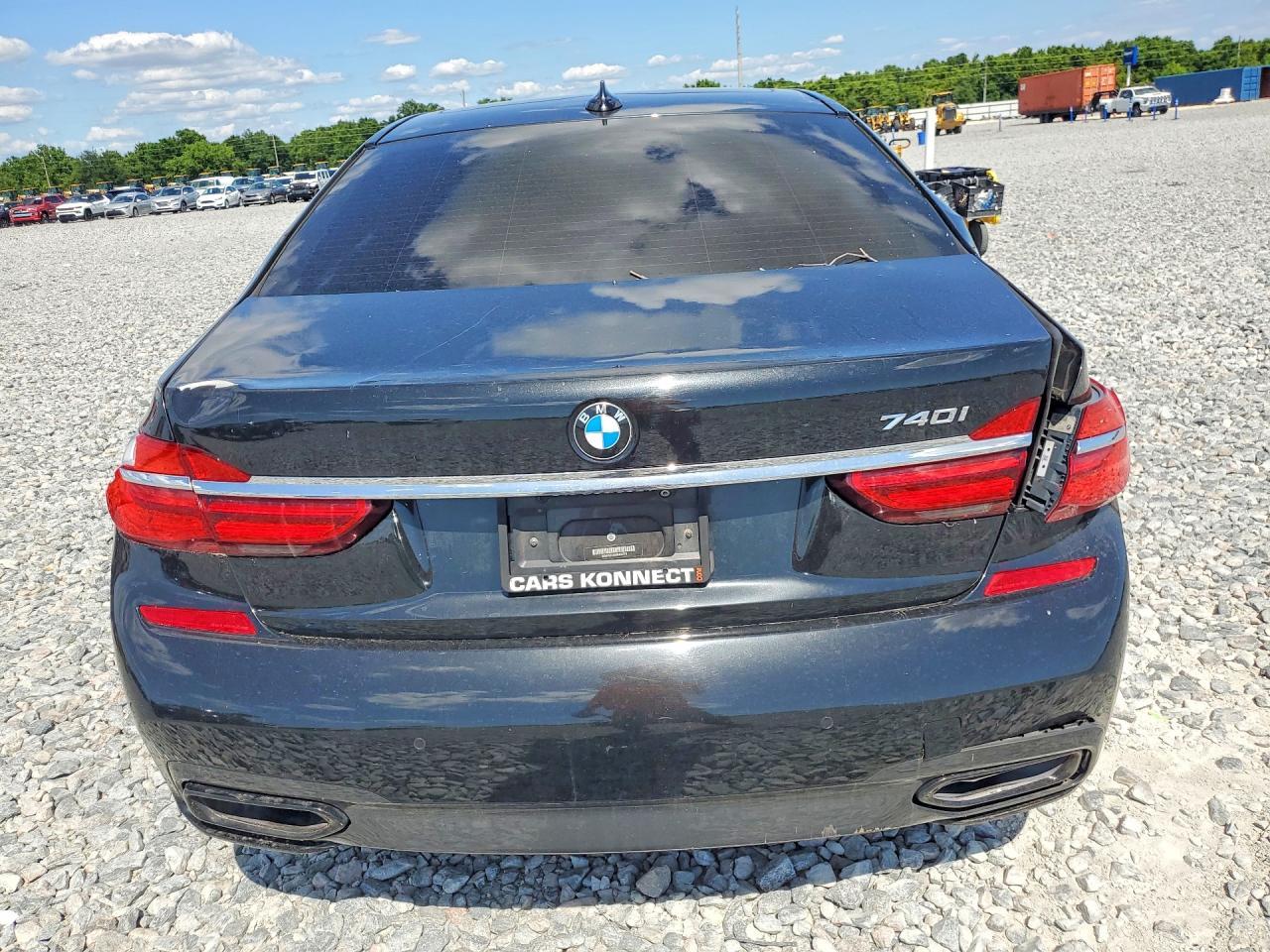 2019 BMW 740 I - Image 6