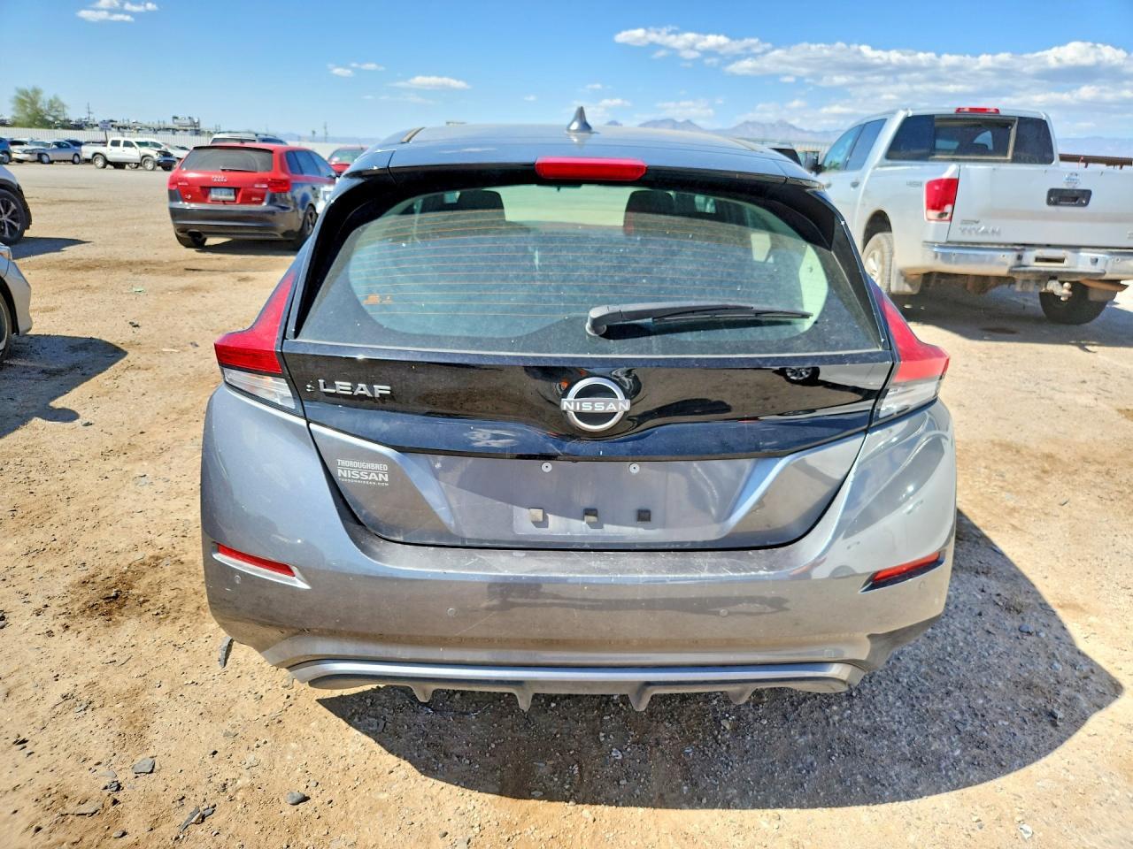 2025 Nissan Leaf S - Фото 6