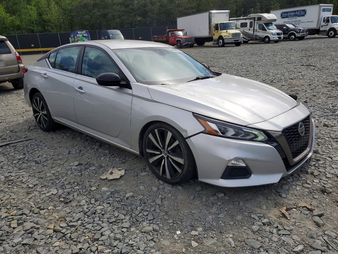 2020 Nissan Altima Sr - Фото 4