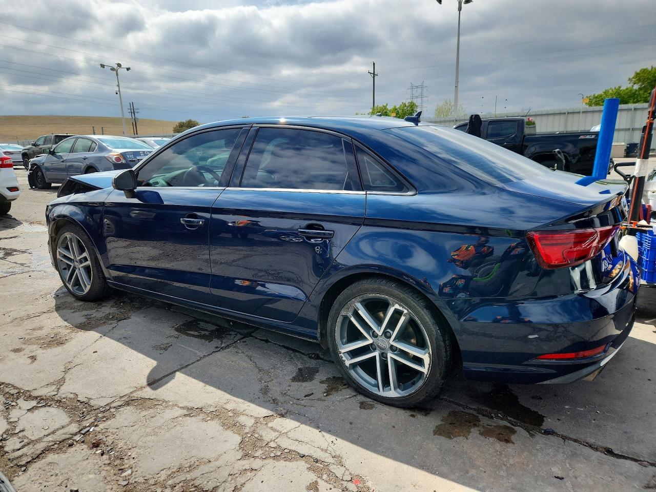 2018 Audi A3 Premium - Фото 2