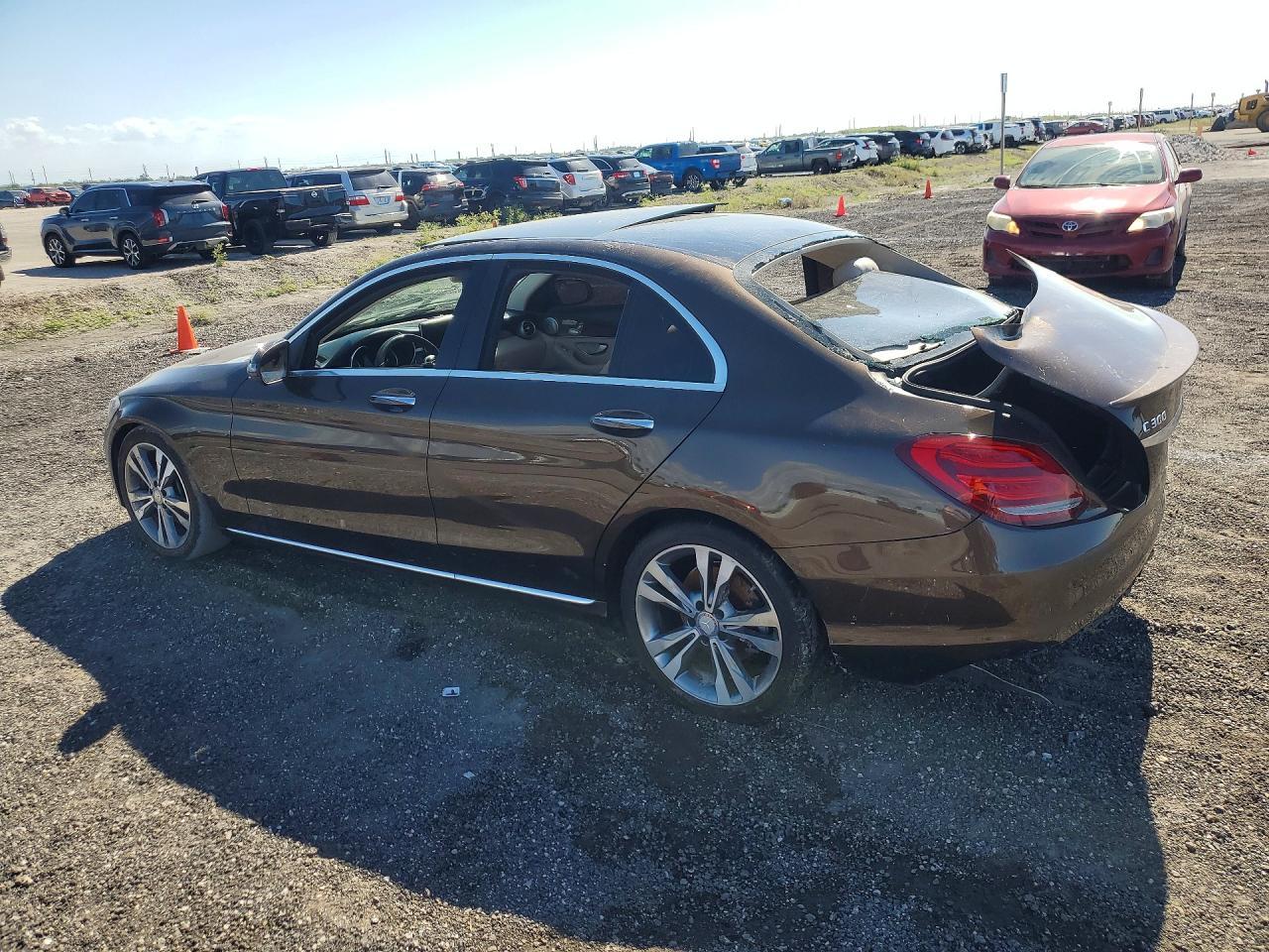 2016 Mercedes-Benz C 300 - Фото 2