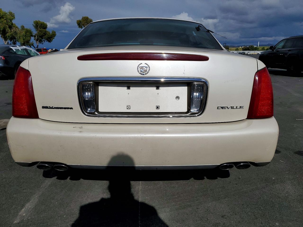 2002 Cadillac Deville - Image 6