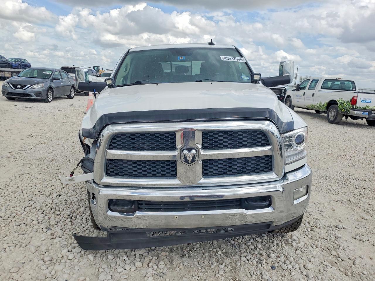 2015 Ram 2500 Laramie - Фото 5