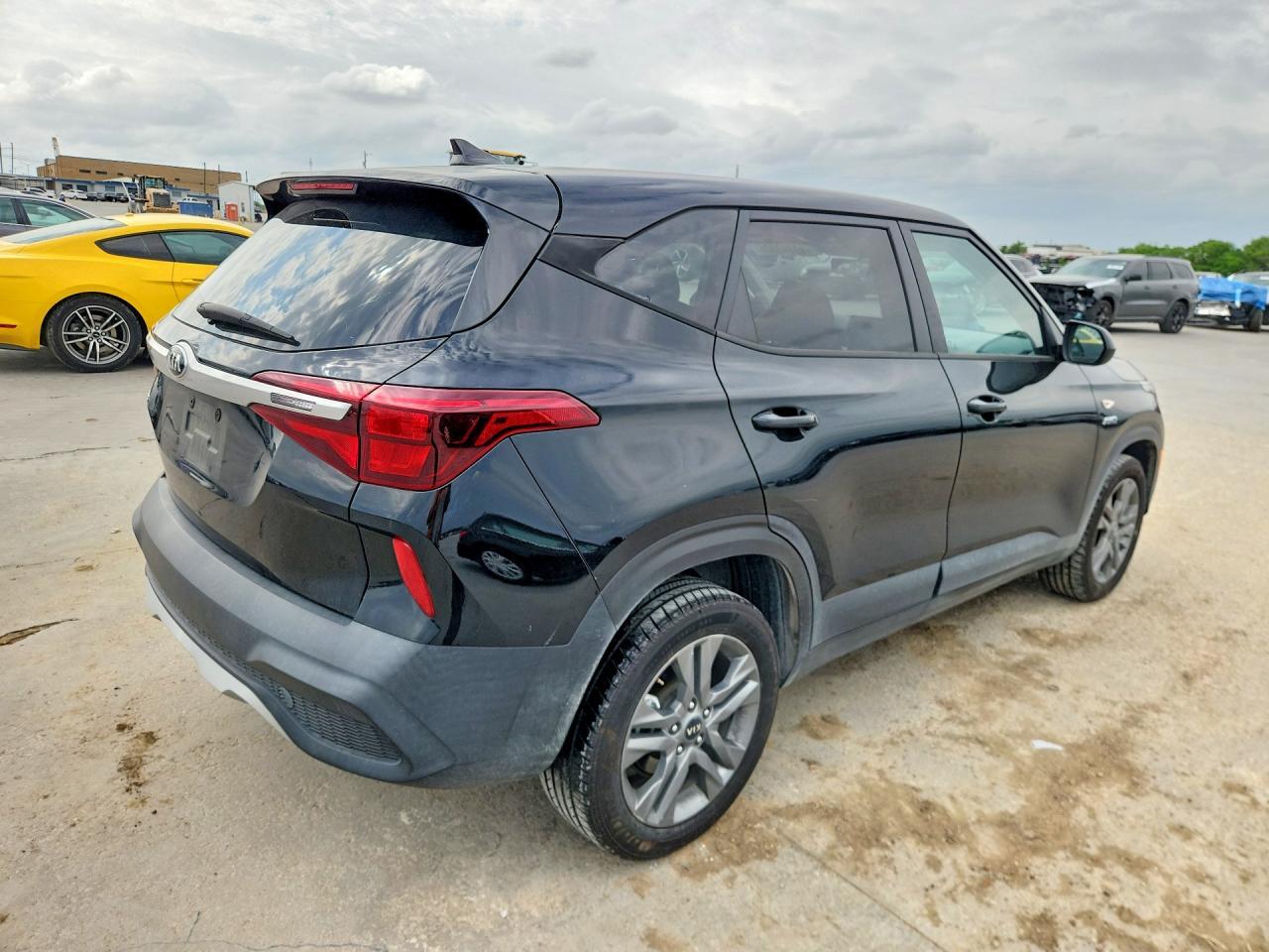 2021 Kia Seltos Lx - Фото 3