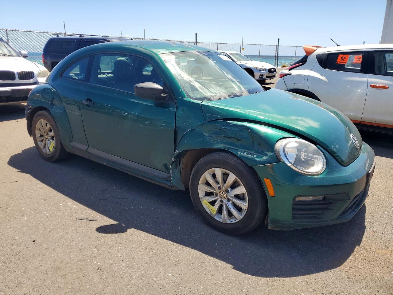2017 Volkswagen Beetle 1.8T - Image 4