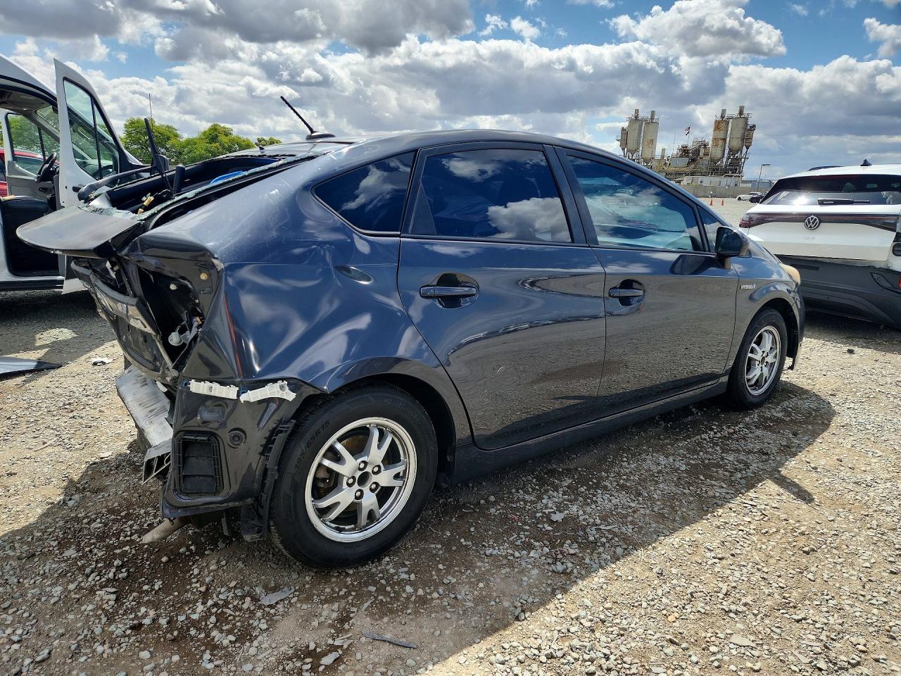 2010 Toyota Prius Iii - Image 3