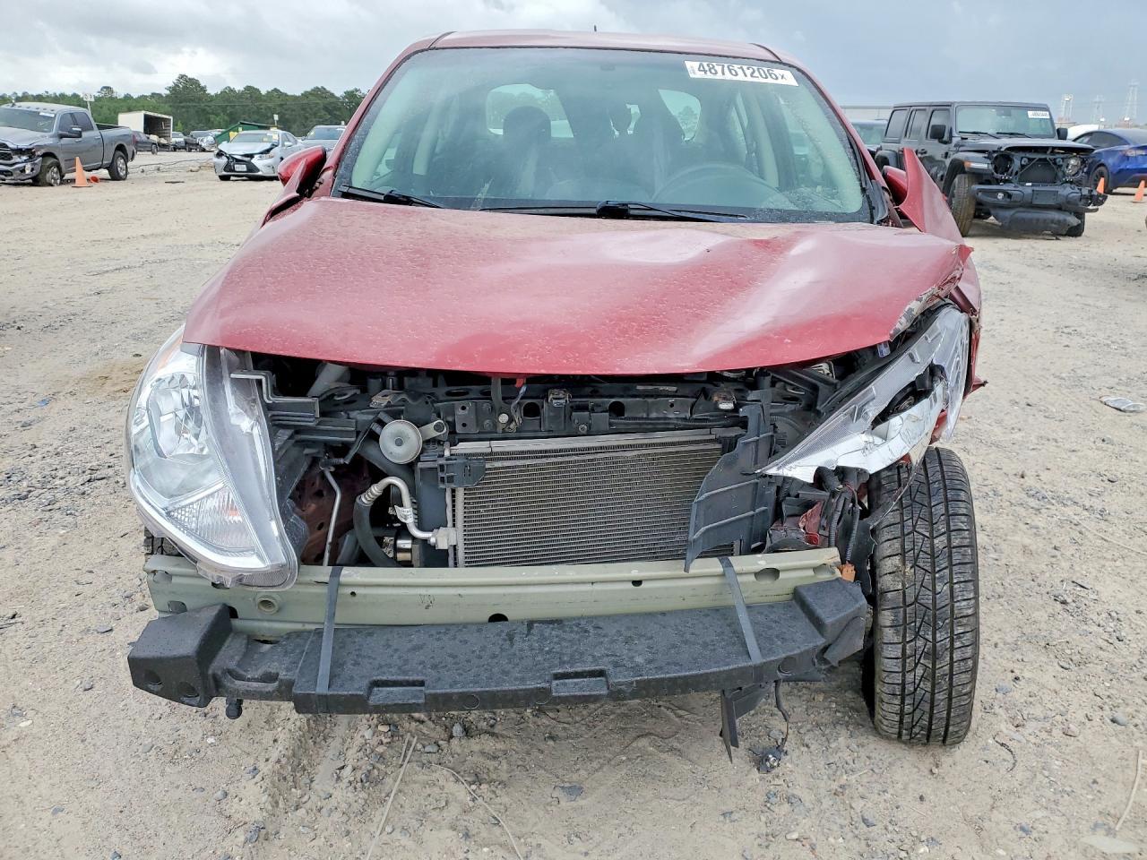2017 Nissan Versa 1.6 S - Фото 5