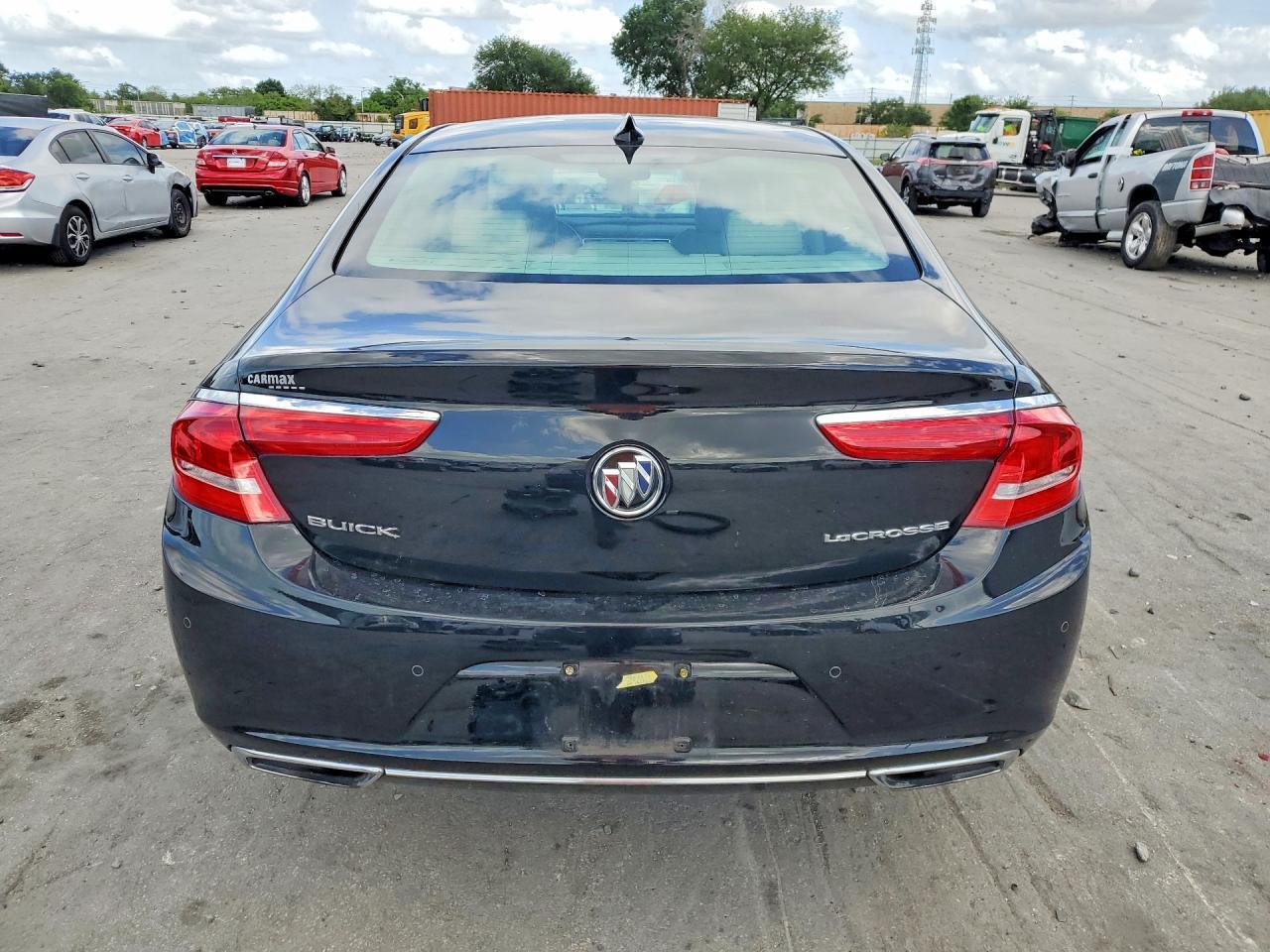 2017 Buick Lacrosse - Фото 6