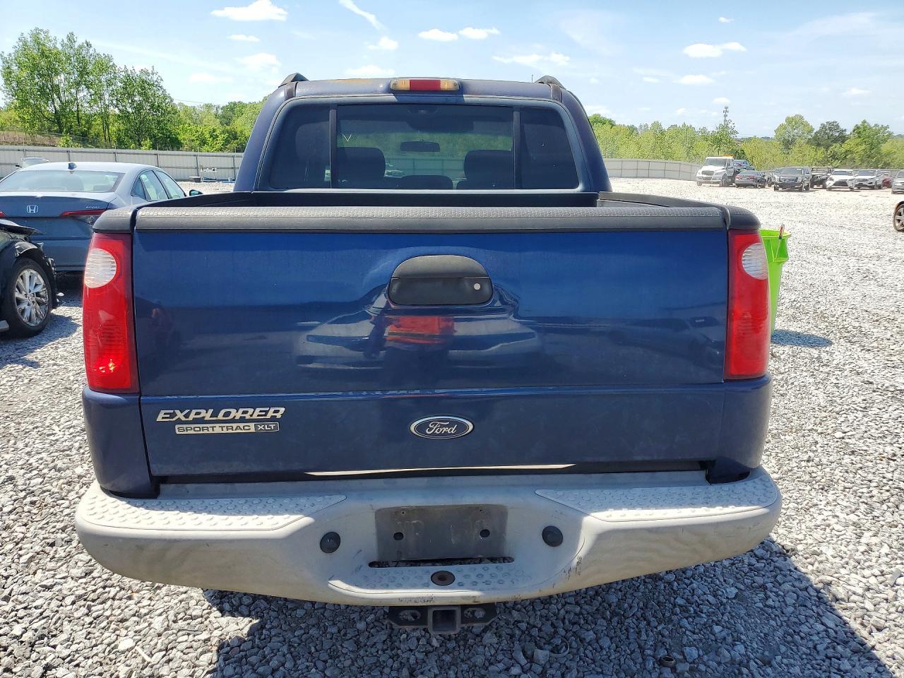2005 Ford Explorer Sport Trac - Фото 6