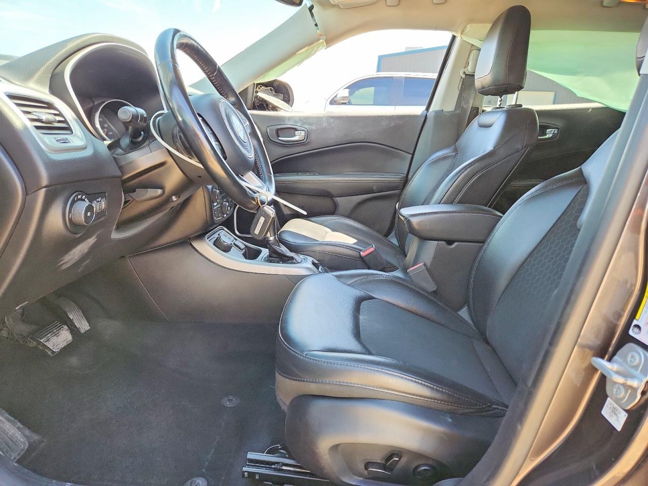 2018 Jeep Compass Latitude - Фото 7