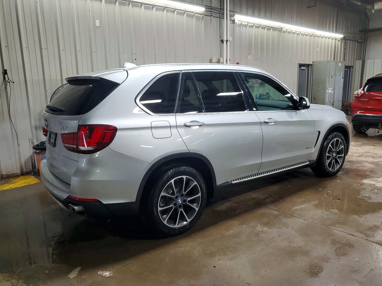 2017 BMW X5 xDrive35I - Фото 3