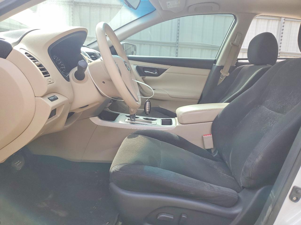 2015 Nissan Altima 2.5 S - Фото 7
