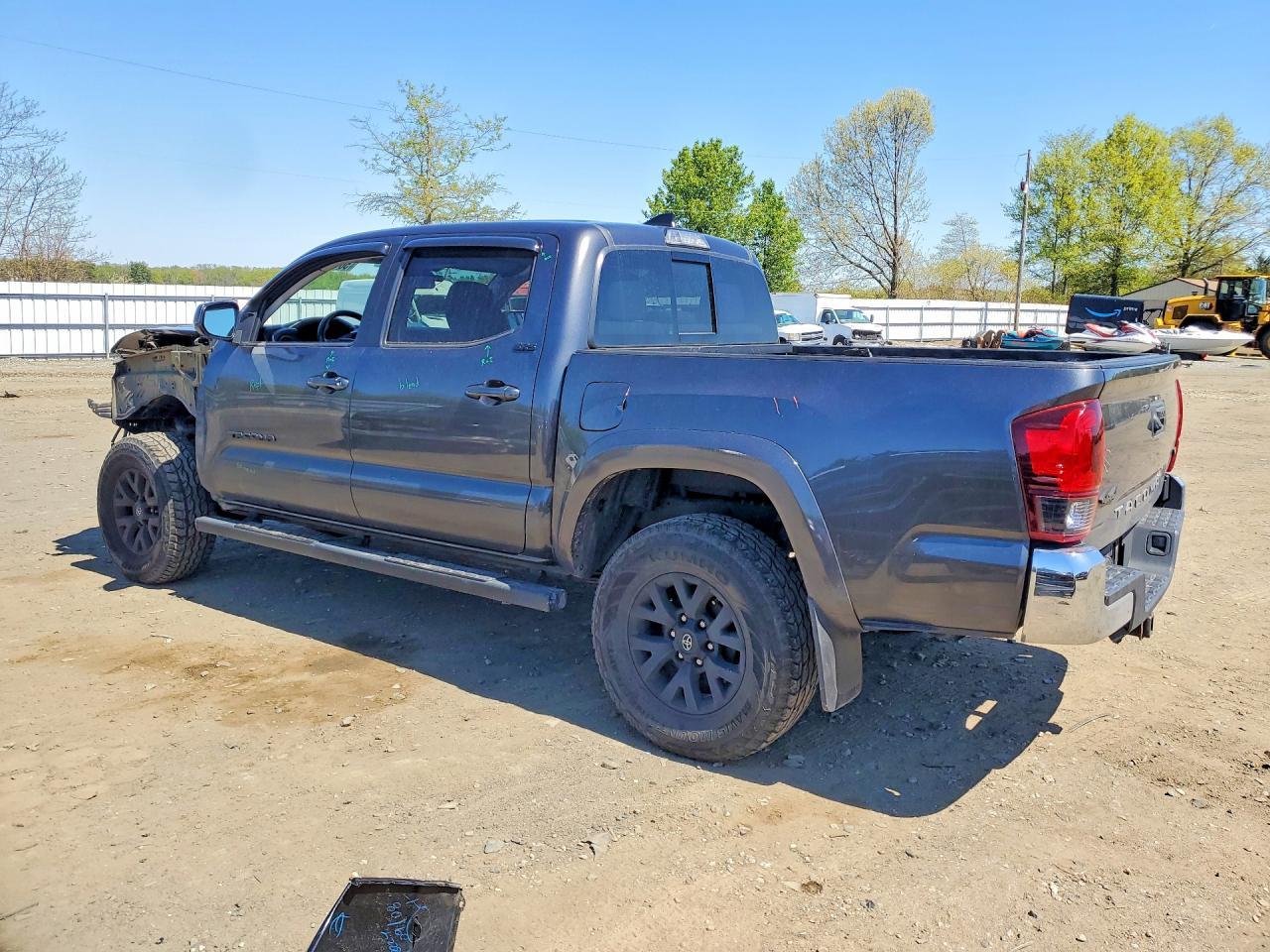 2018 Toyota Tacoma Sr5 V6 - Фото 2