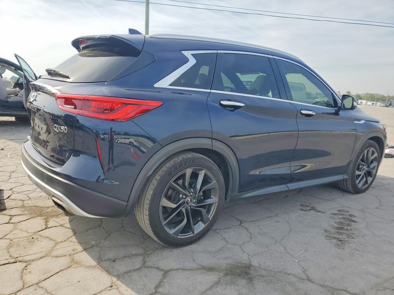 2019 Infiniti Qx50 Pure - Image 3