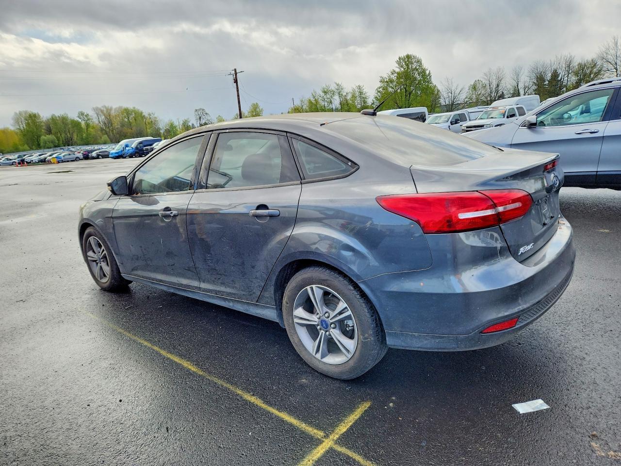 2017 Ford Focus Se - Image 2