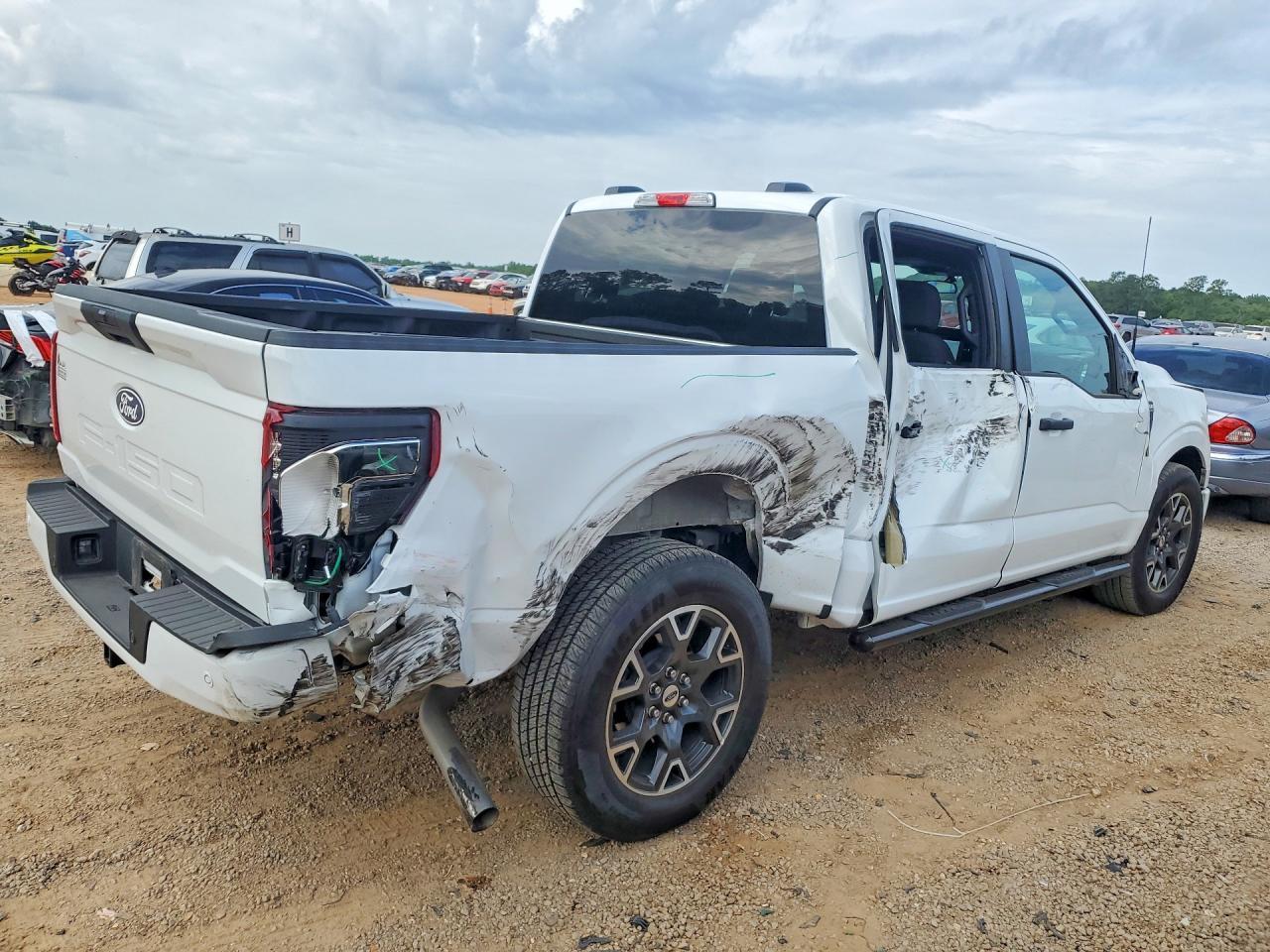 2025 Ford F150 Stx - Фото 3